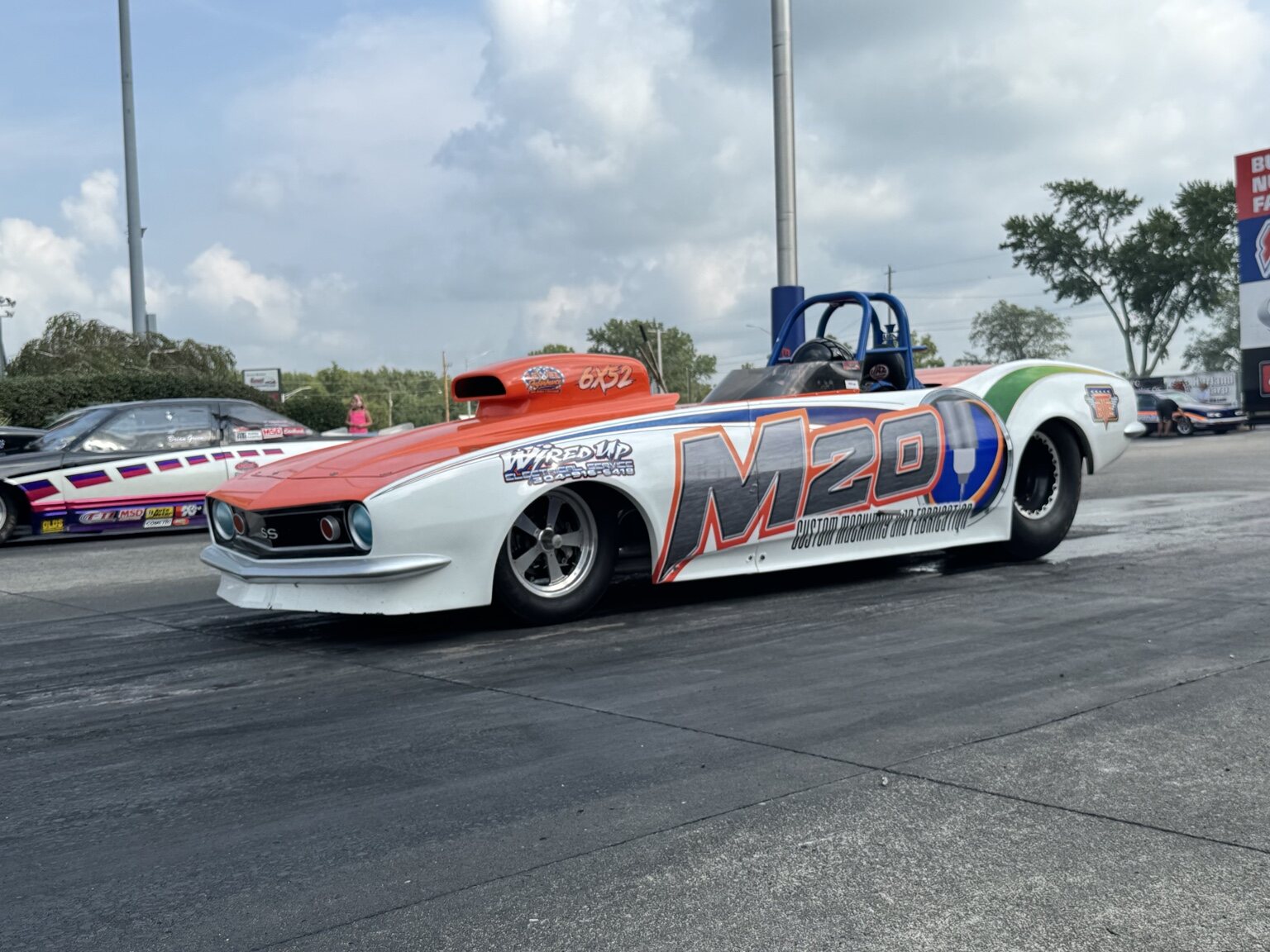 M20 dragster making a pass at the racetrack